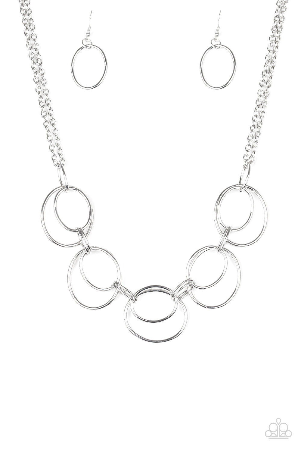 Paparazzi ♥ Urban Orbit - Silver ♥ Necklace