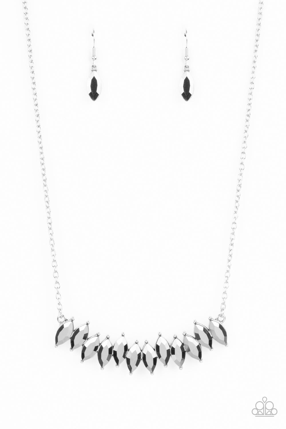 Paparazzi ♥ Icy Intensity - Silver ♥ Necklace