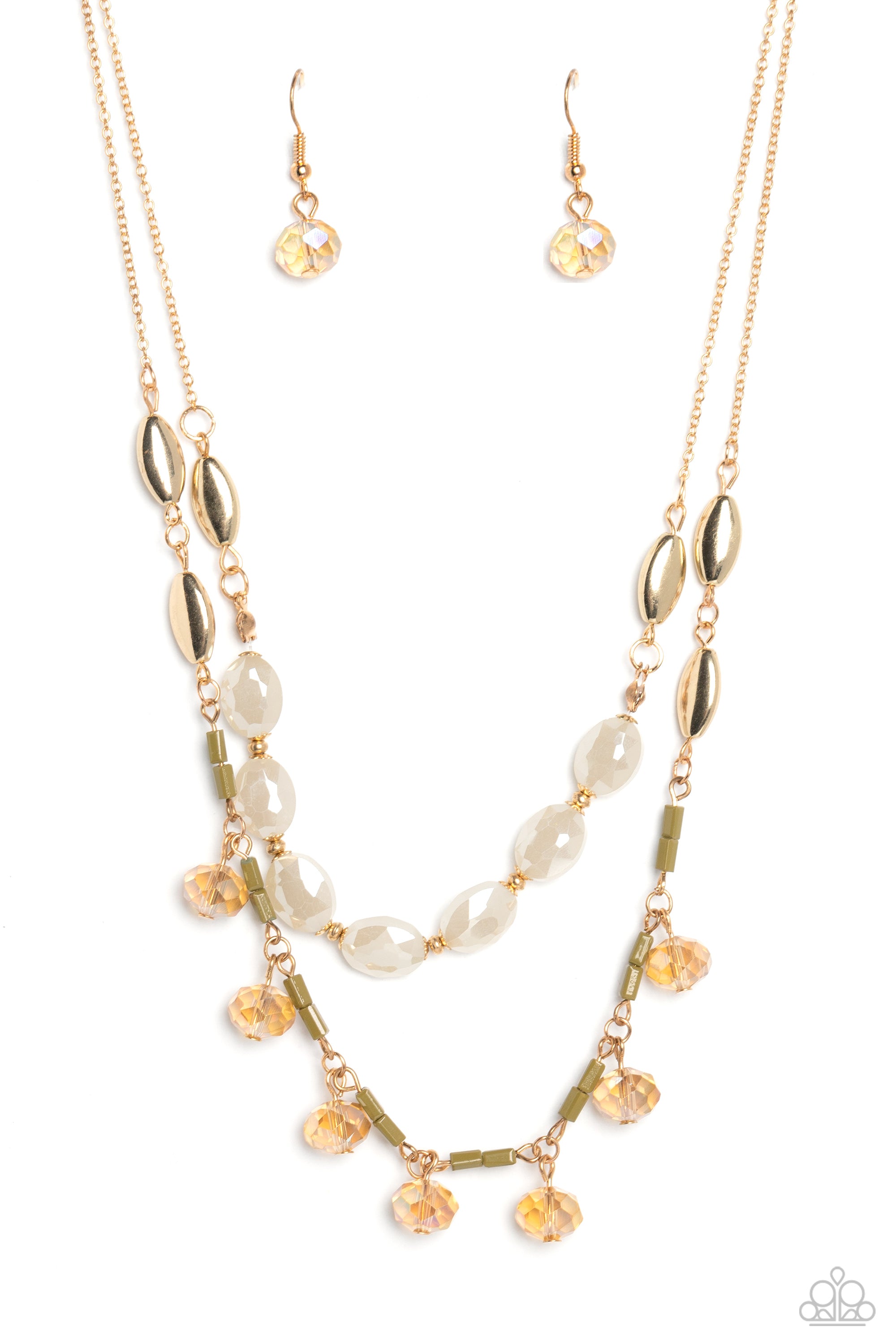 Paparazzi ♥ Sheen Season - Gold ♥ Necklace