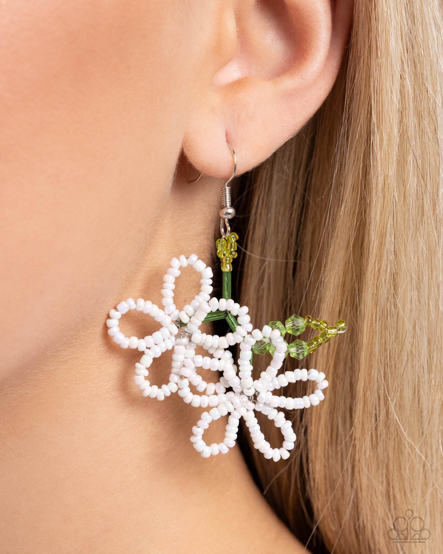 beaded-blooms-white-p5se-wtxx-227xx