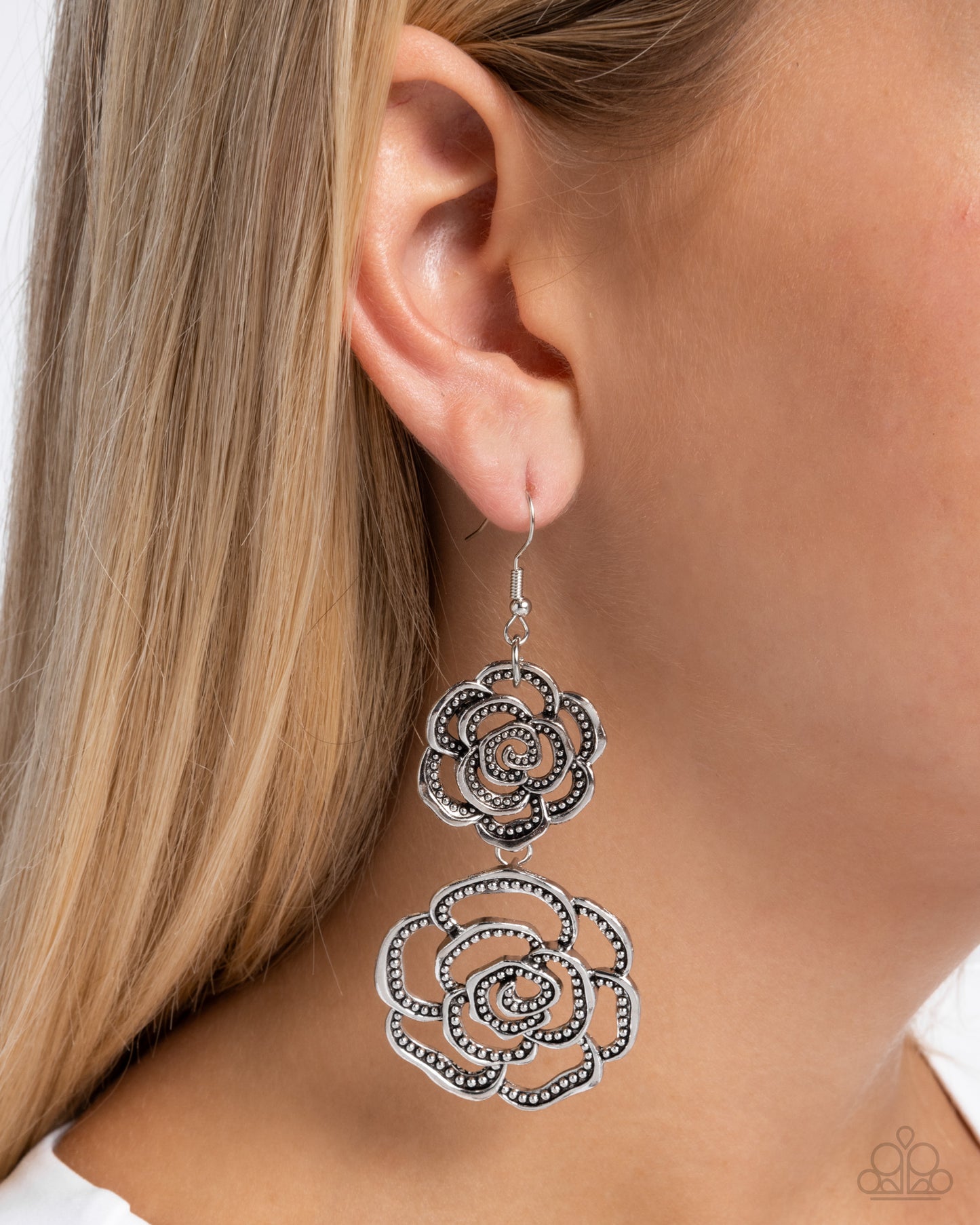 reminiscent-rosette-silver-p5st-svxx-062xx