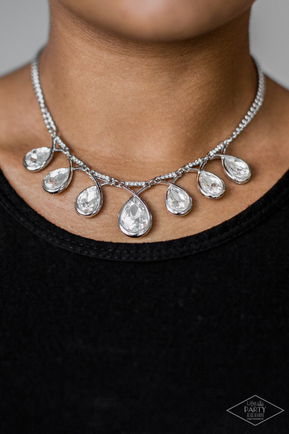 Love at fierce sight white necklace clearance
