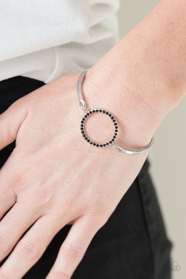 Modern magnificence on sale black bracelet