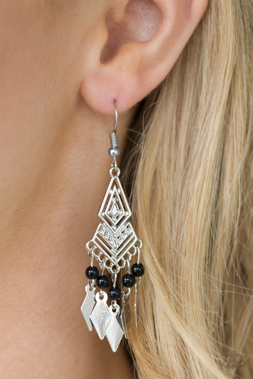 Paparazzi ♥ Island Import - Black ♥  Earrings