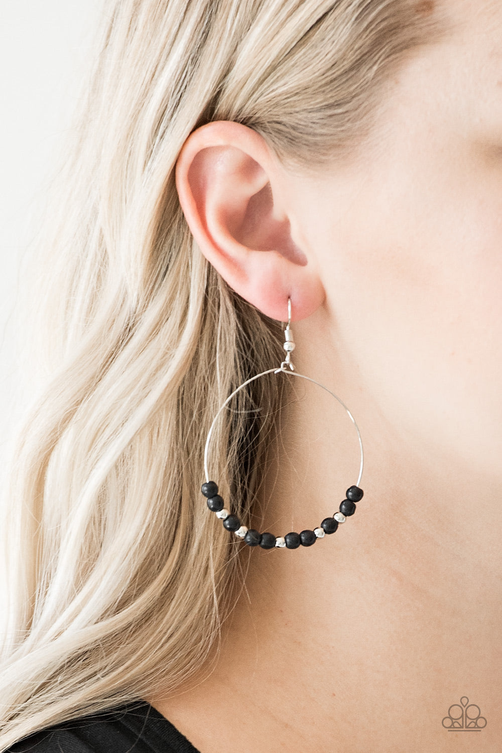 Paparazzi ♥ Stone Spa - Black ♥  Earrings