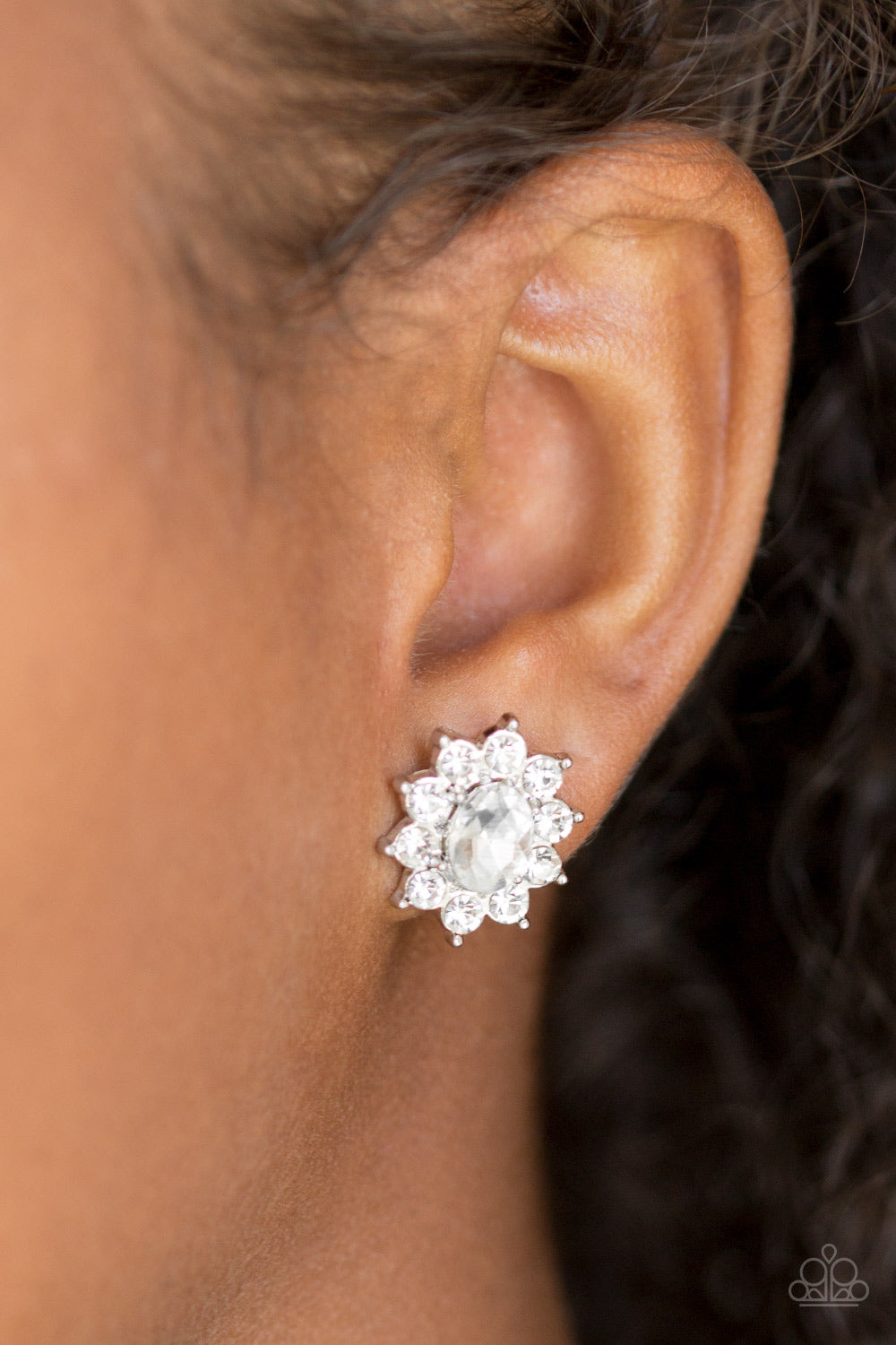 Paparazzi ♥ Starry Nights - White ♥  Post Earrings