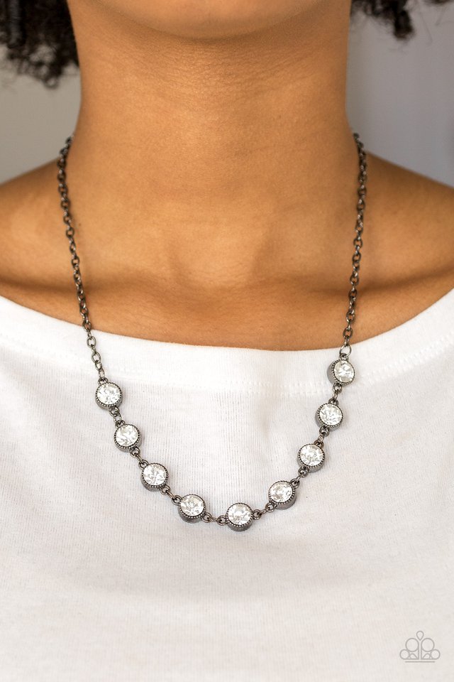 Gunmetal necklace paparazzi online
