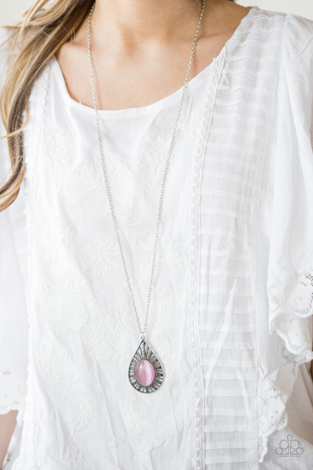 Paparazzi pink shop moonstone necklace