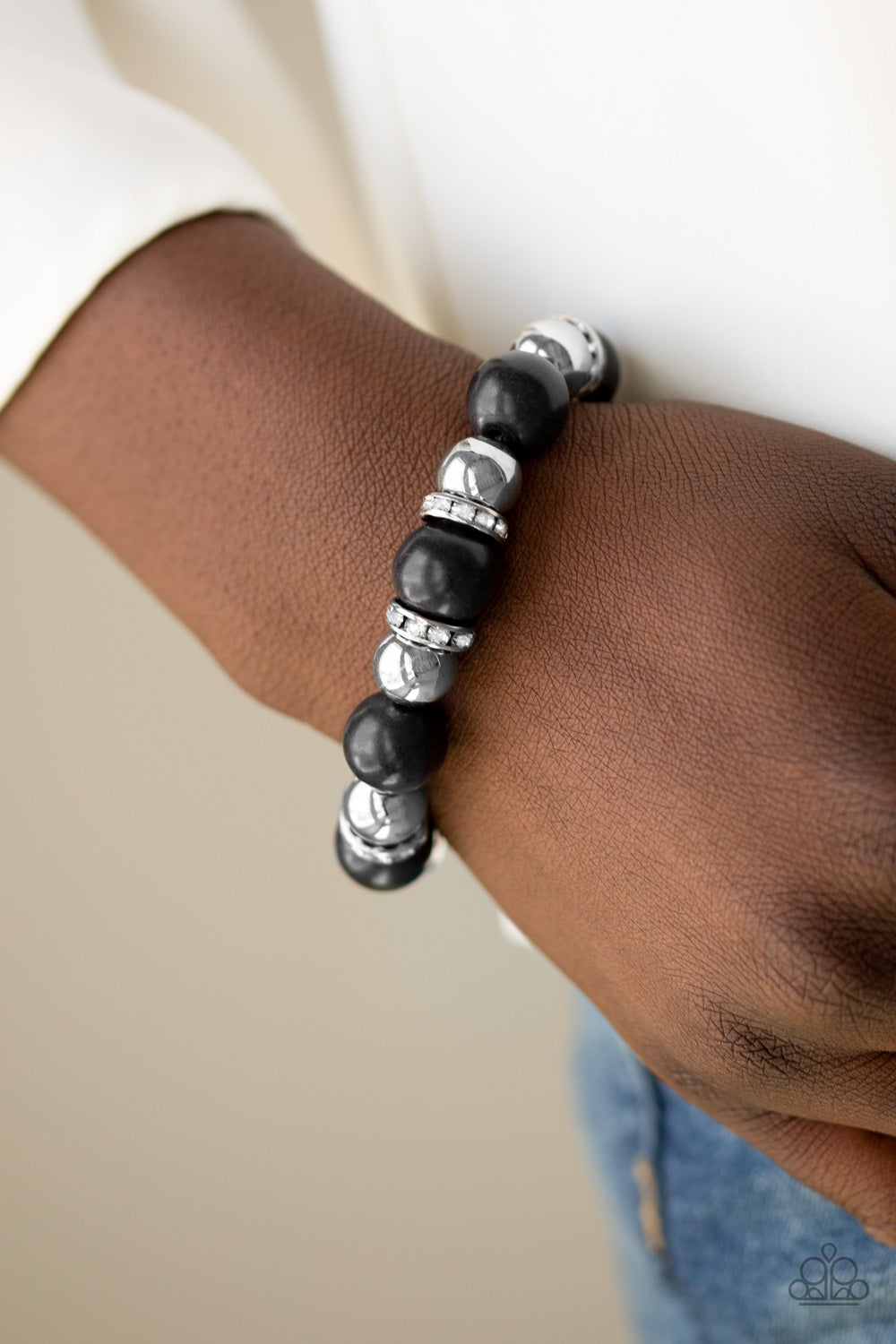 Paparazzi ♥ Ruling Class Radiance - Black ♥  Bracelet