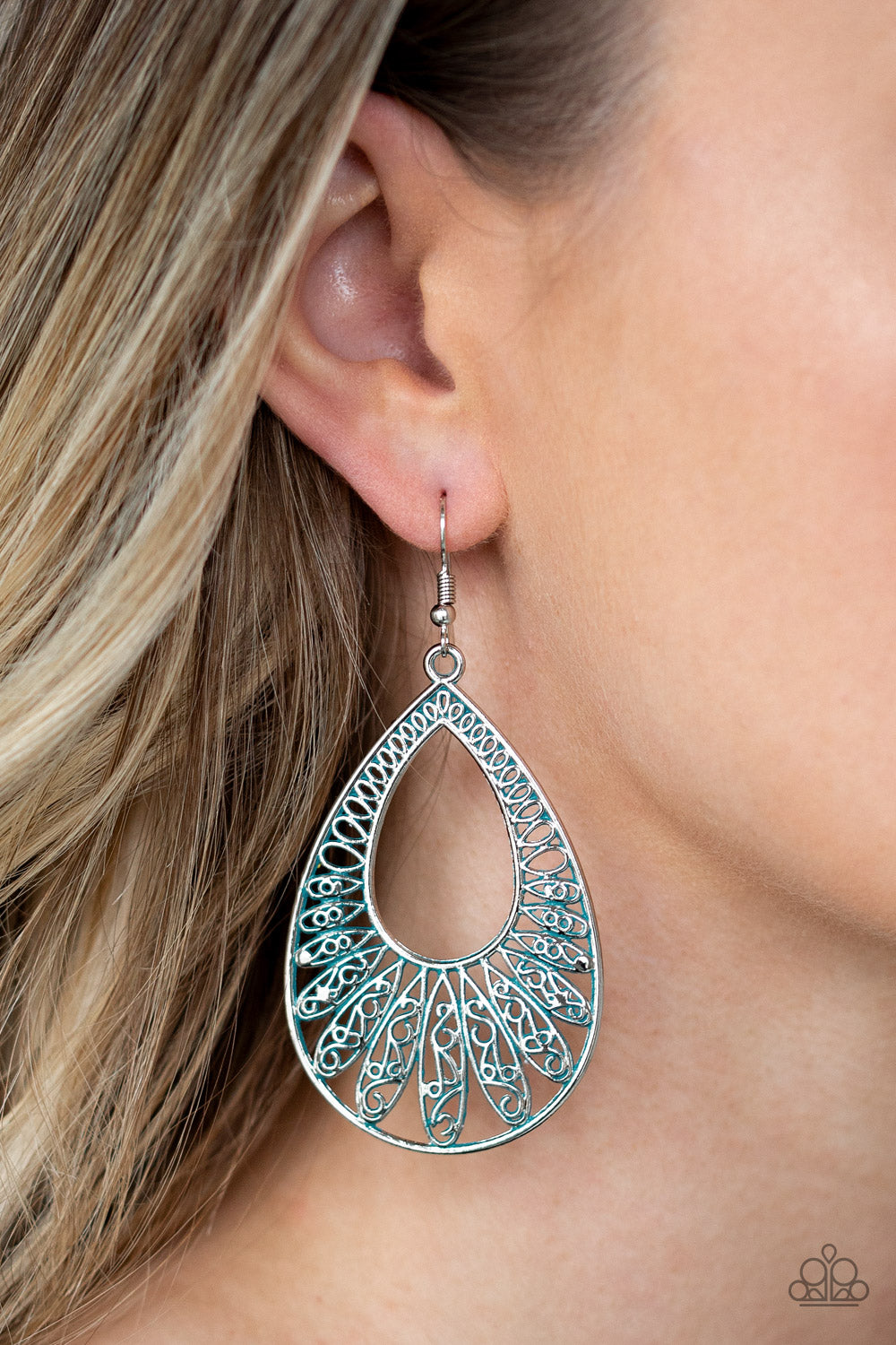 Paparazzi ♥ Flamingo Flamenco - Blue ♥  Earrings