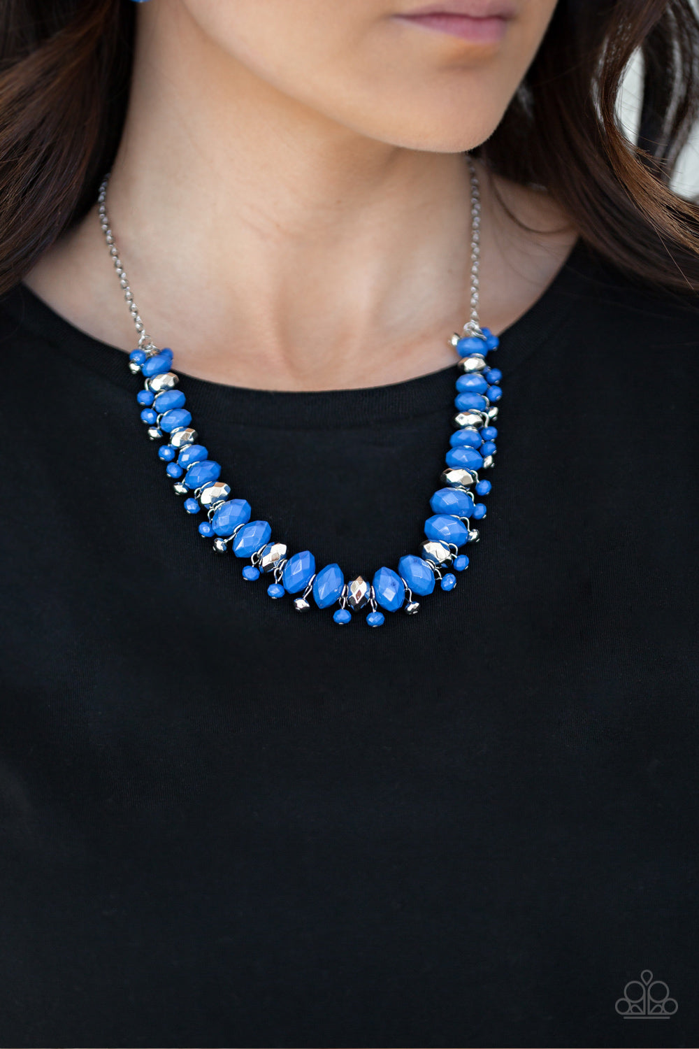 Paparazzi blue deals bead necklace