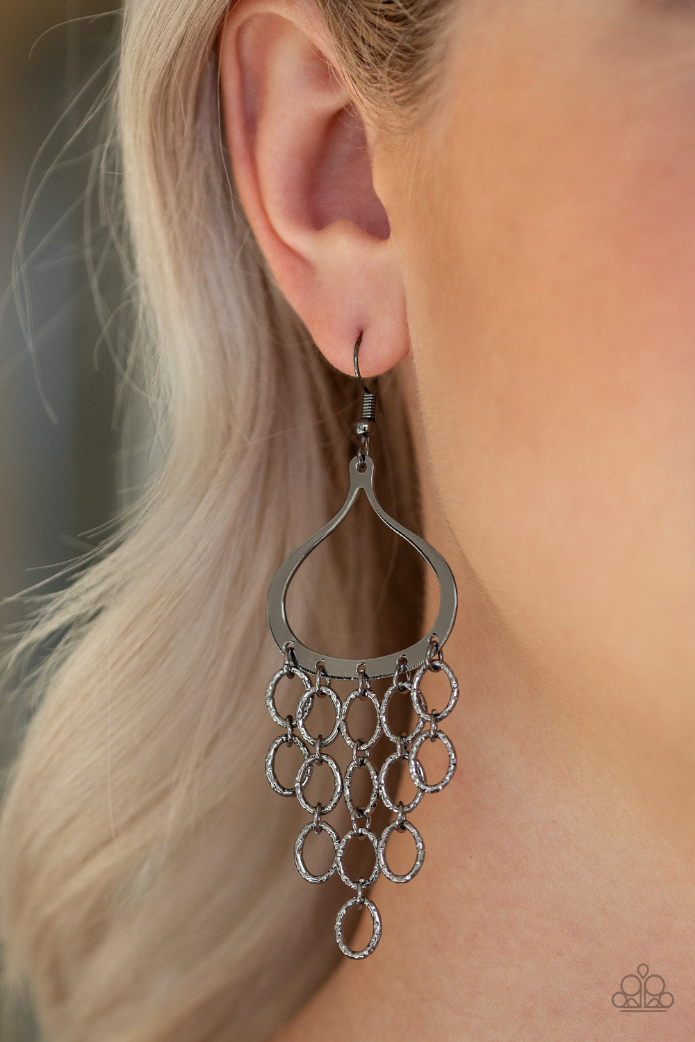 Paparazzi ♥ Total Net Revenue - Black ♥  Earrings