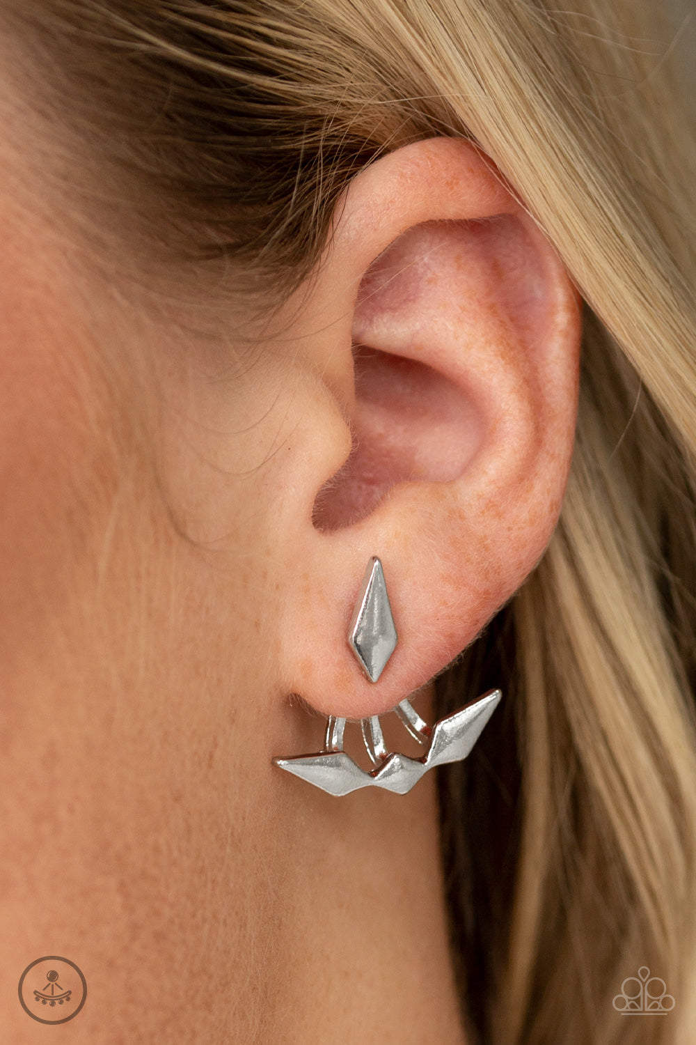 Paparazzi ♥ Metal Origami - Silver ♥  Post Earrings