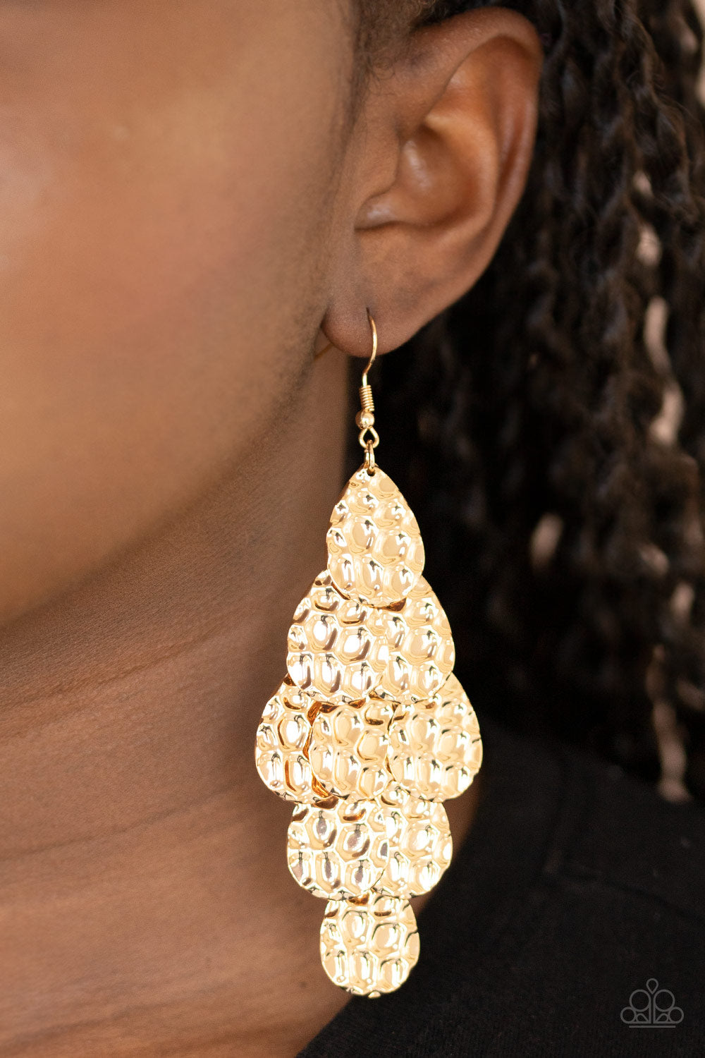 Paparazzi ♥ Instant Incandescence - Gold ♥  Earrings