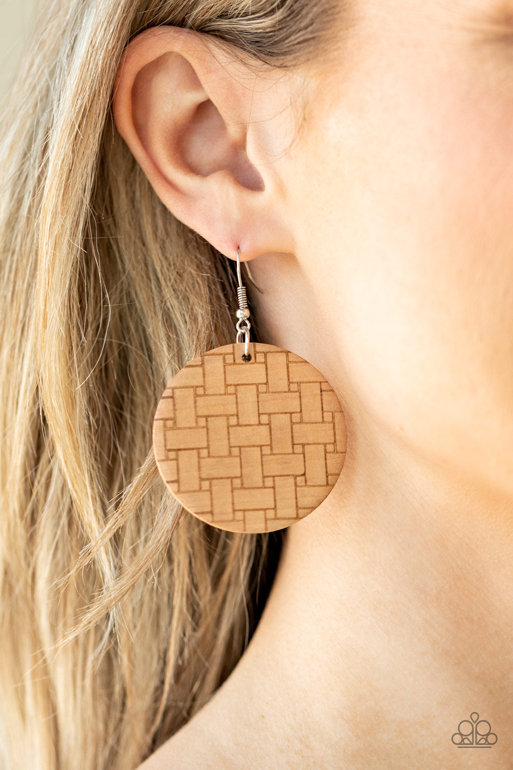 Paparazzi ♥ Natural Novelty - Brown ♥  Earrings