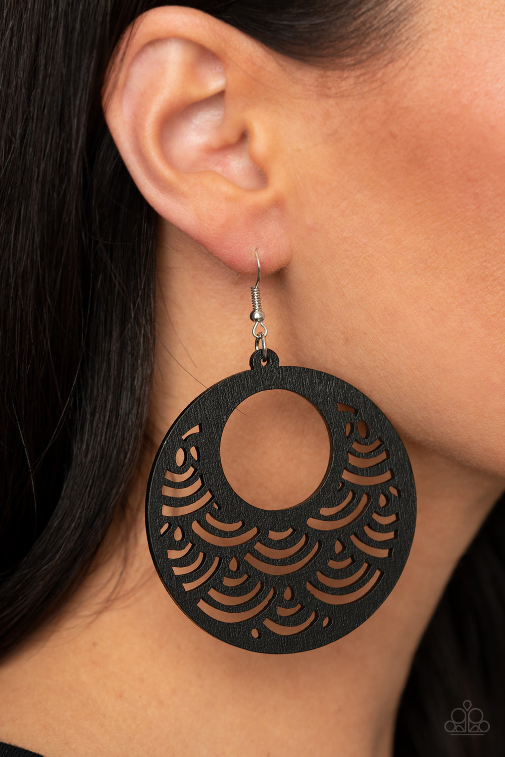 Paparazzi ♥ SEA Le Vie! - Black ♥  Earrings