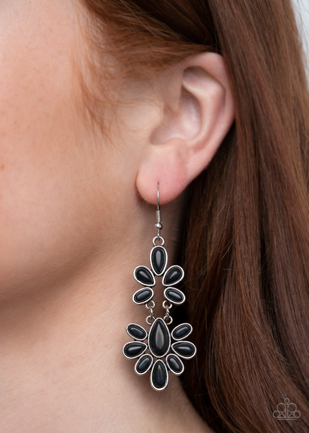 Paparazzi ♥ Cactus Cruise - Black ♥  Earrings