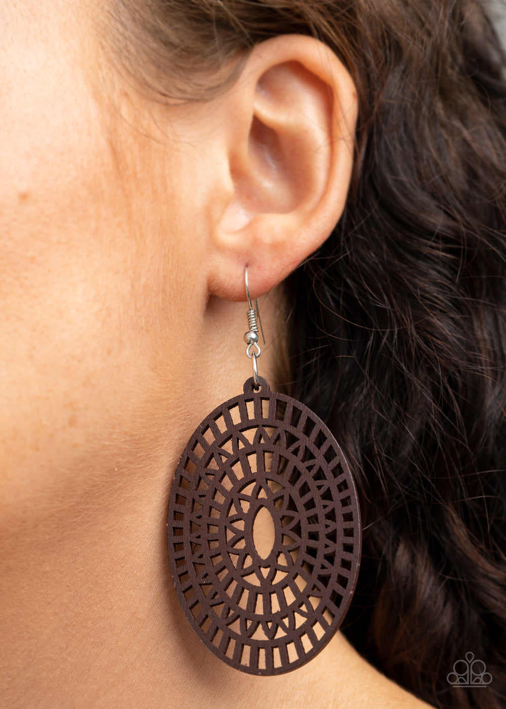 Paparazzi ♥ Tropical Retreat - Brown ♥  Earrings