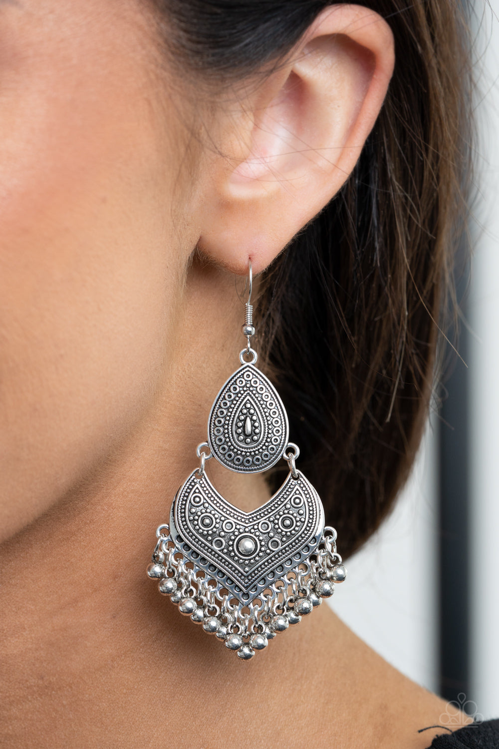 Paparazzi ♥ Music To My Ears - Silver ♥  Earrings