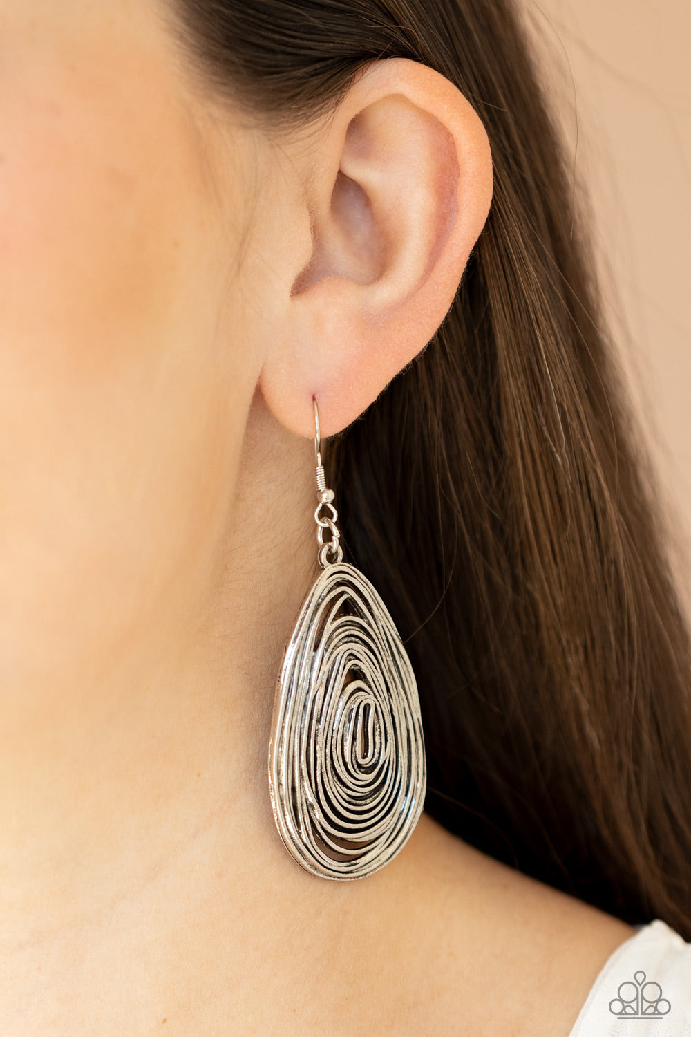 Paparazzi ♥ Rural Ripples - Silver ♥  Earrings