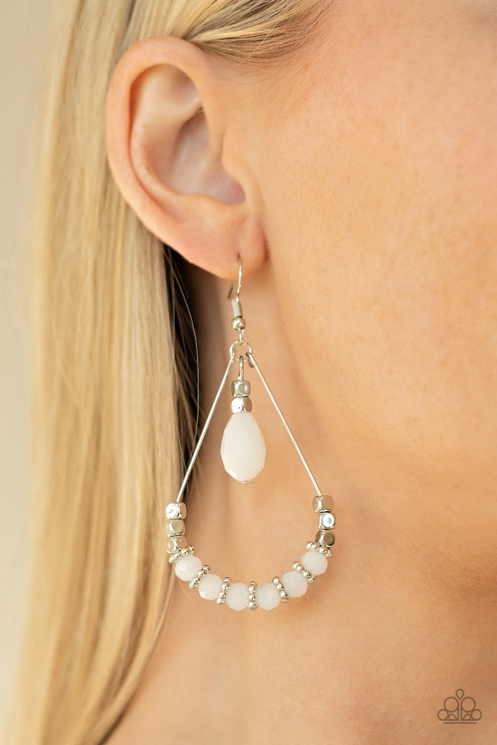 Paparazzi ♥ Lovely Lucidity - White ♥  Earrings