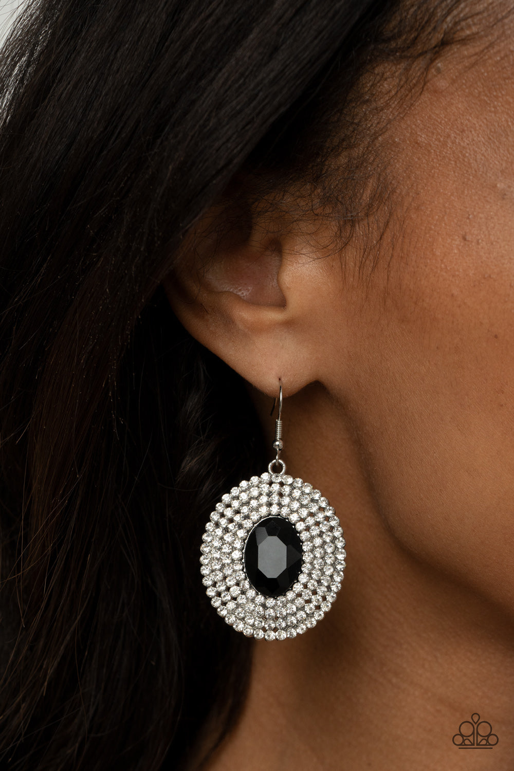 Paparazzi ♥ FIERCE Field - Black ♥  Earrings