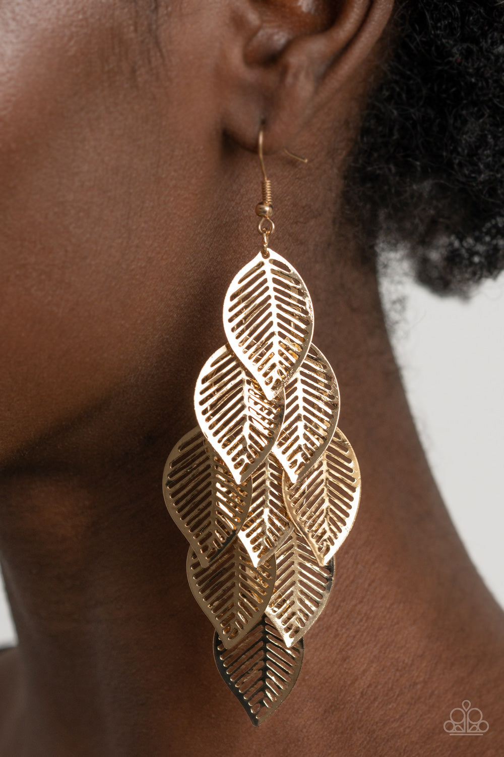 Paparazzi ♥ Limitlessly Leafy - Gold ♥  Earrings