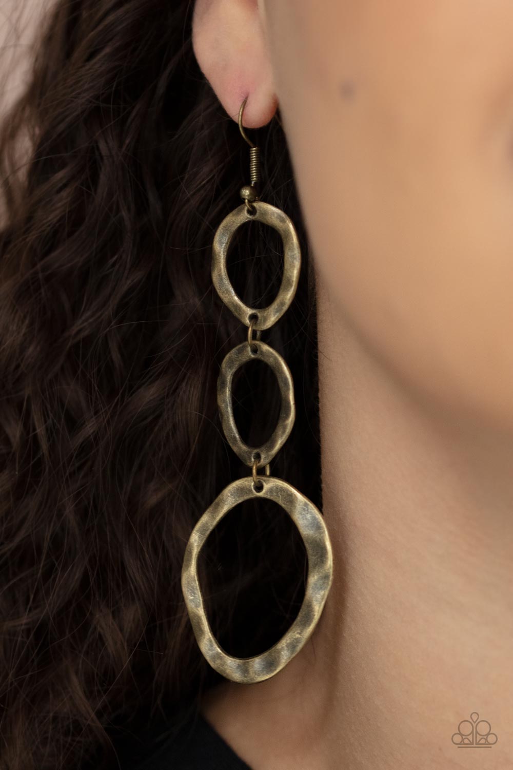 Paparazzi ♥ So OVAL It! - Brass ♥  Earrings