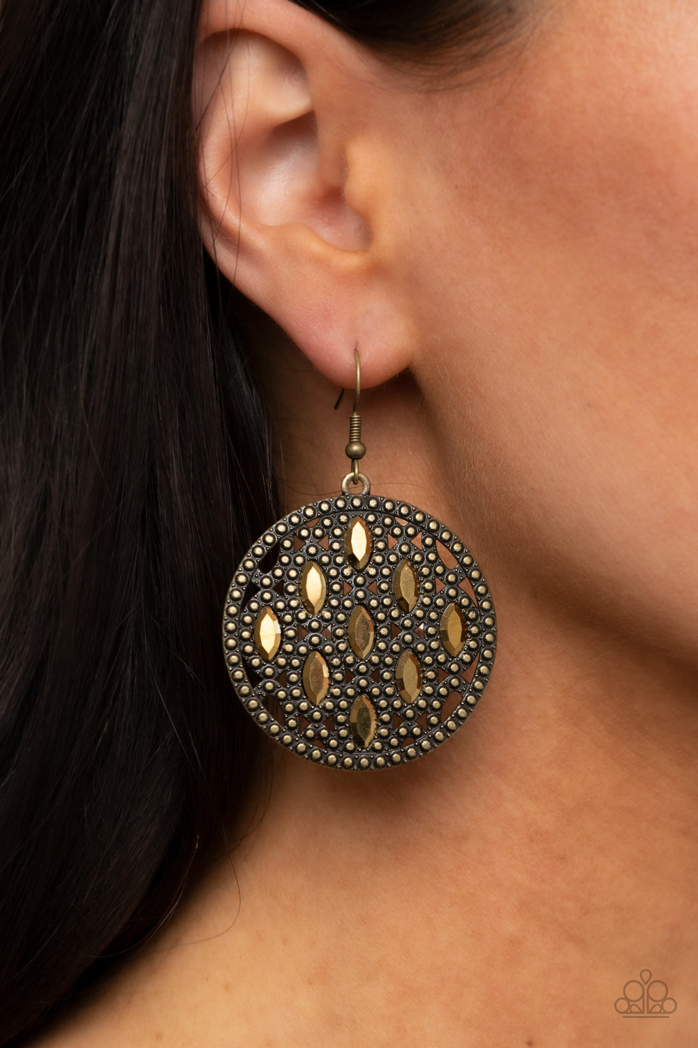 Paparazzi ♥ Medallion Stallion - Brass ♥  Earrings