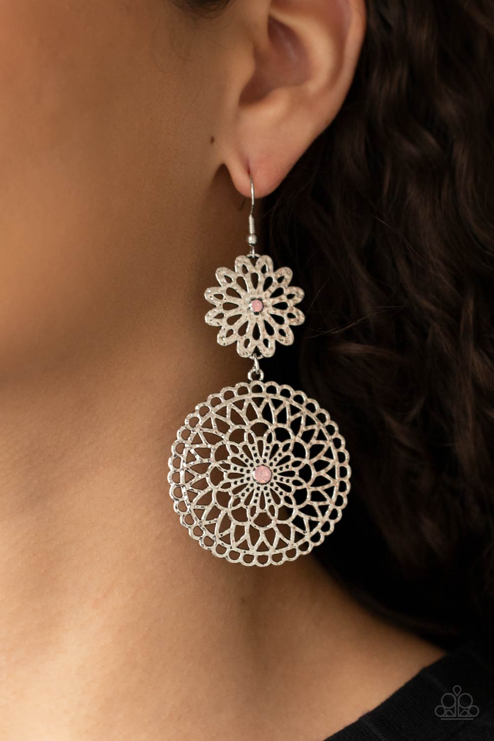 Paparazzi ♥ Garden Mantra - Pink ♥  Earrings