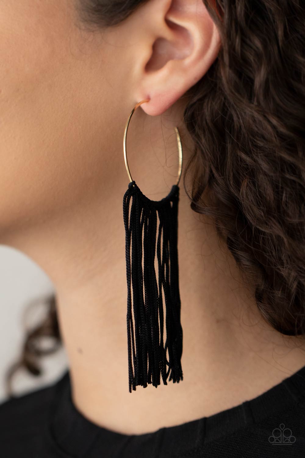 Paparazzi ♥ Flauntable Fringe - Gold ♥  Earrings