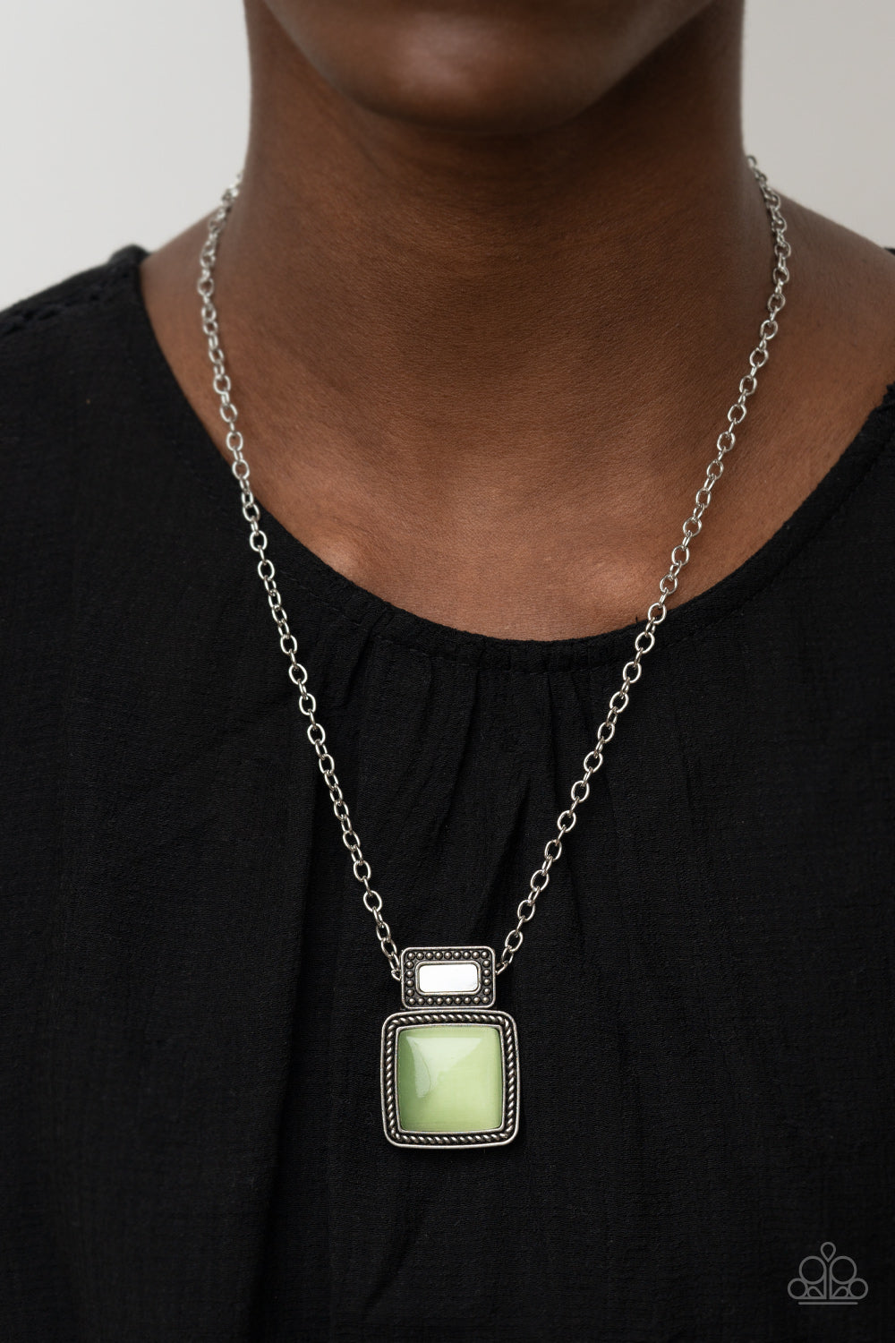 Frosted foliage store green necklace