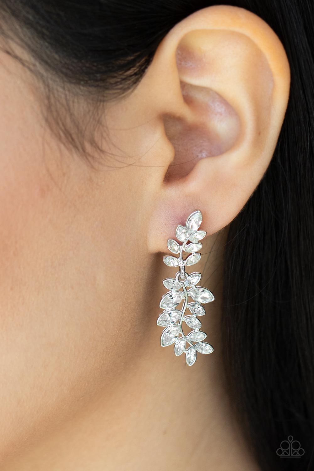 Paparazzi ♥ Frond Fairytale - White ♥  Post Earrings