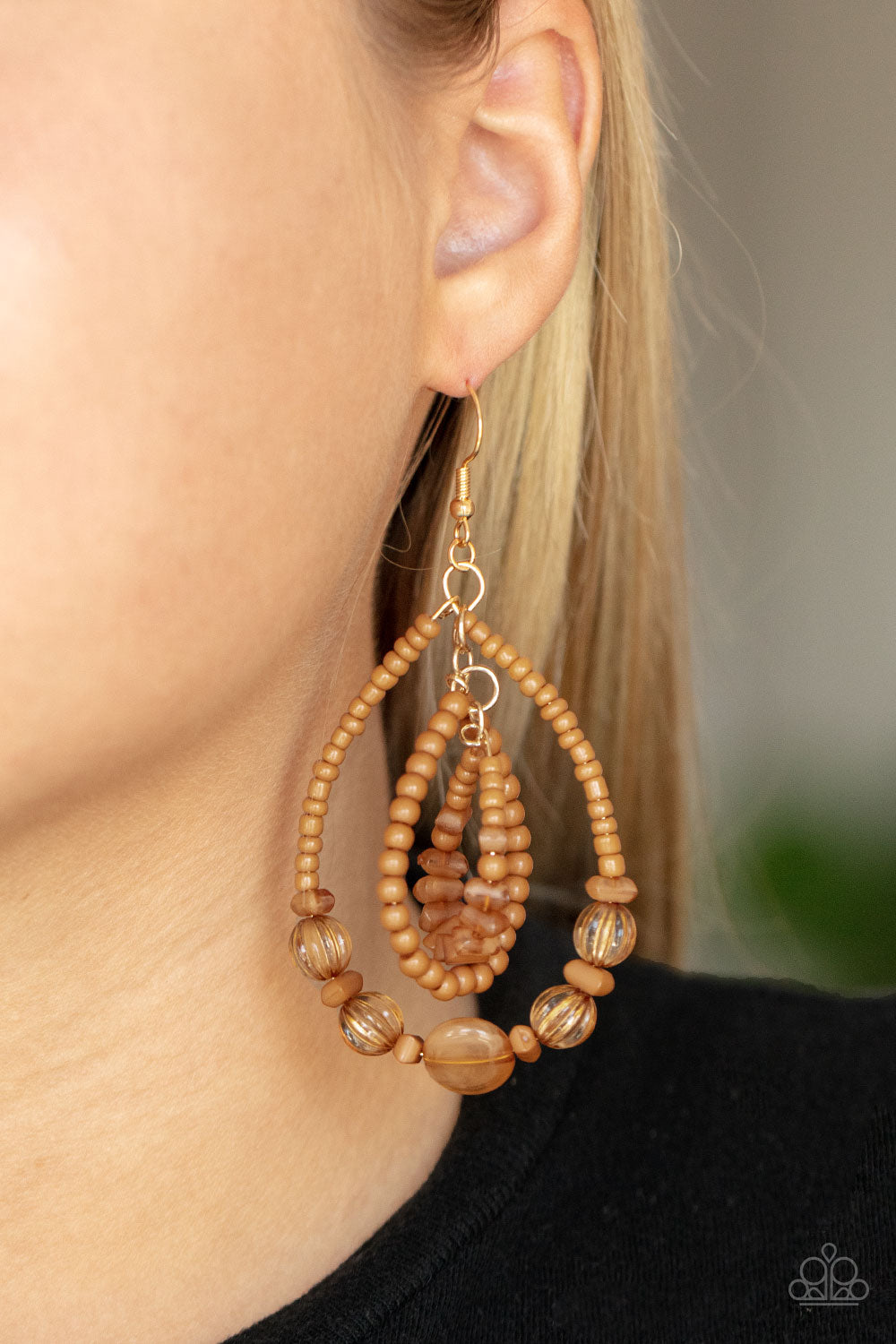 Paparazzi ♥ Prana Party - Brown ♥  Earrings