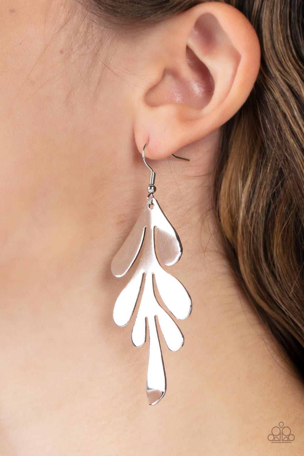 Paparazzi ♥ A FROND Farewell - Silver ♥  Earrings