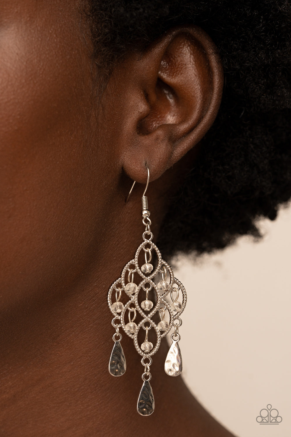 Paparazzi ♥ Sentimental Shimmer - White ♥  Earrings