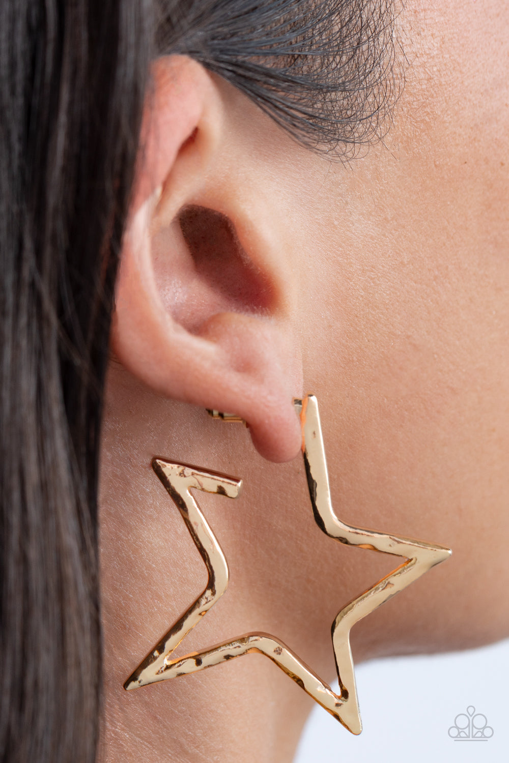 Paparazzi ♥ All-Star Attitude - Gold ♥ Earrings – LisaAbercrombie