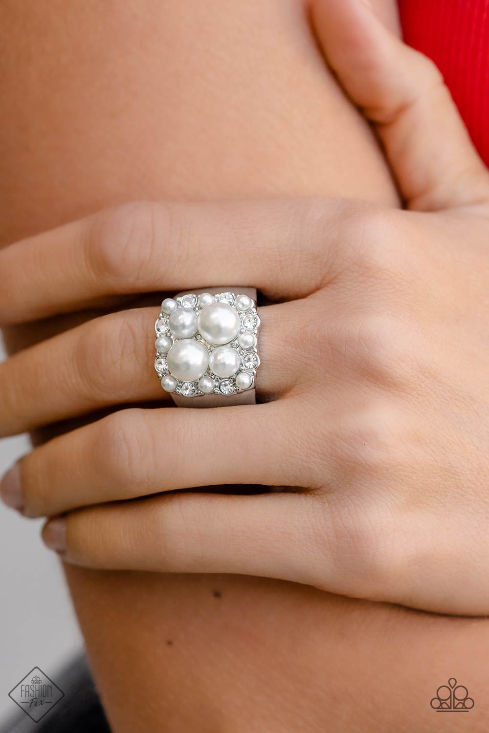 Paparazzi ♥ Opulent Overture - White ♥ Ring